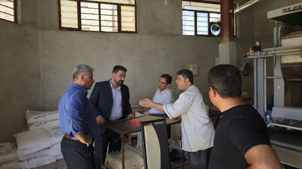 فرماندار سردشت از نانواییهای شهر بازدید کرد