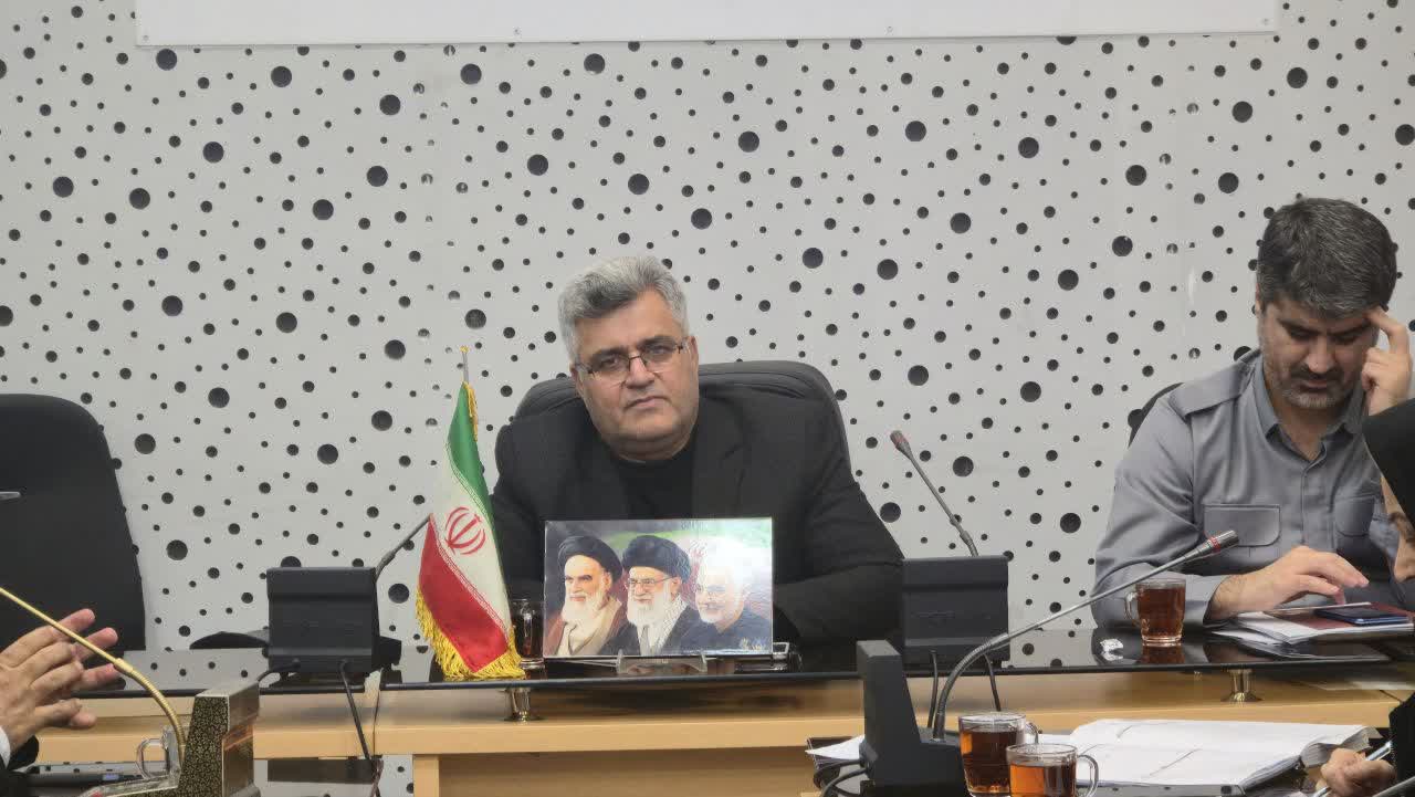 اولویتبندی حمایت از خانوادههای چندفرزندی و تسهیل ازدواج در جلسه قرارگاه جوانی جمعیت سردشت